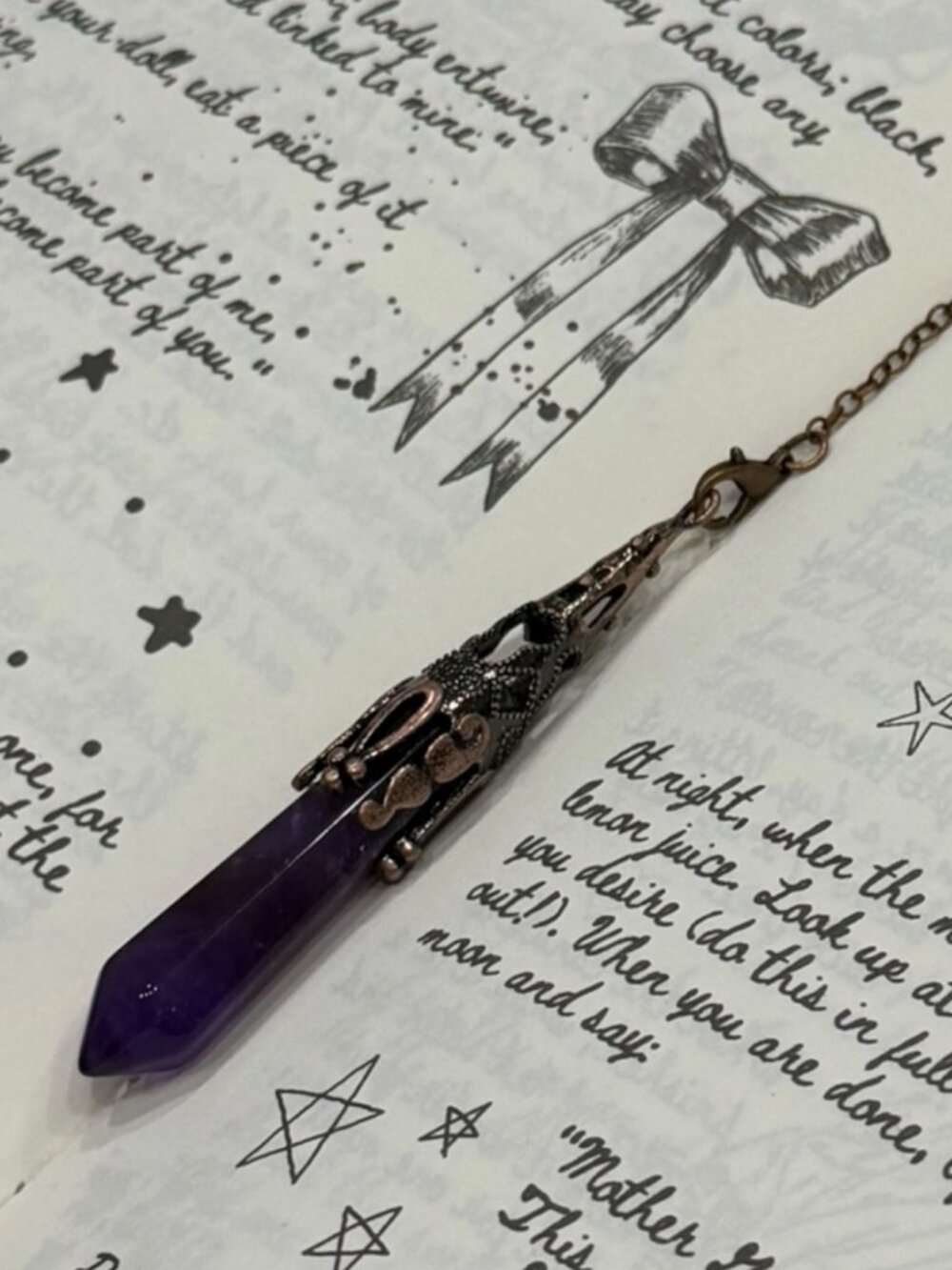 Amethyst Purple Crystal Pendulum Antique Bronze Filigree Cap Dowsing Tool